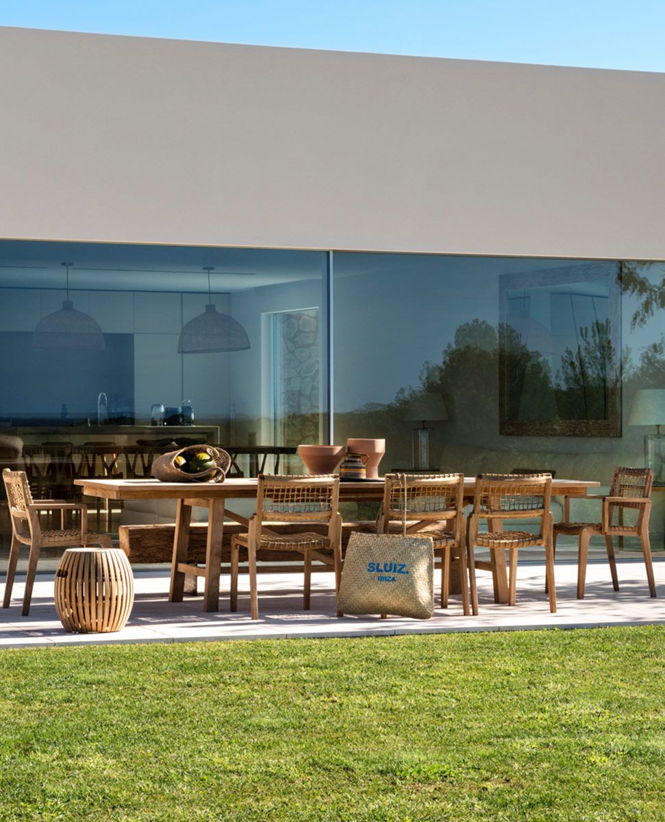 Dinner Table Synthesis Example Unopiù | Synthesis | Outdoor Dining Tables | Teak Frame | Teak | Luxury ...